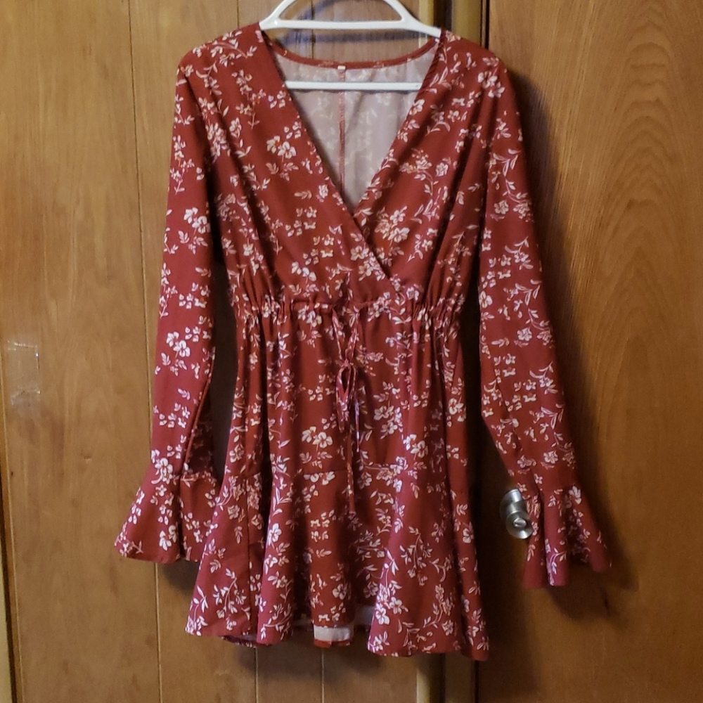 Mini dress - Picture 2 of 2